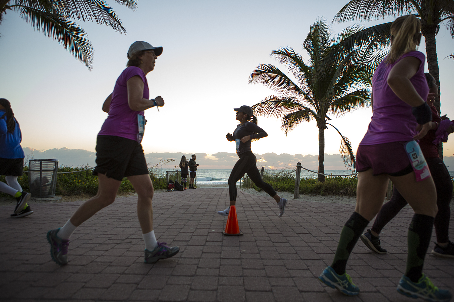 305 half marathon participants